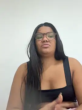 Snapshot of Eumileninha chatting on May 29, 4:49 pm Eumileninha online show from May 29, 4:49 pm