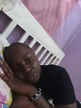 Ebonylouisa online show from July 12, 5:42 am