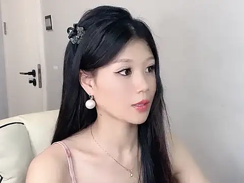 Xiaoxun712 online show from May 28, 11:40 am