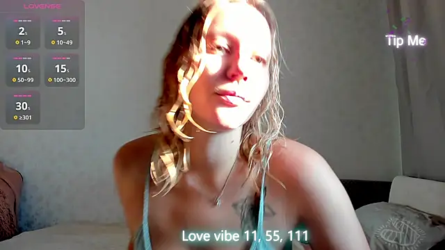 Ann first kiss online show from July 21, 12:57 am