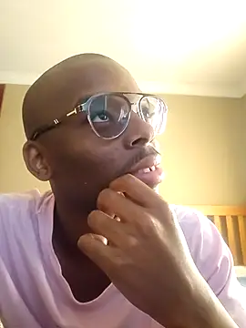 Snapshot of MbeshePTA chatting on July 11, 11:57 am MbeshePTA online show from July 11, 11:57 am