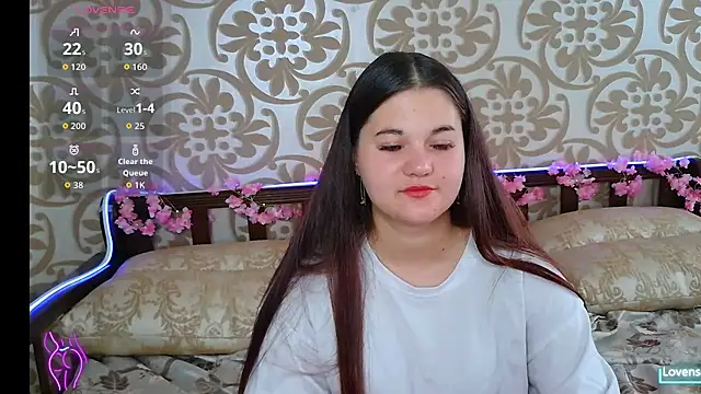 Snapshot of ElisesMuse chatting on July 6, 11:40 am ElisesMuse online show from July 6, 11:40 am