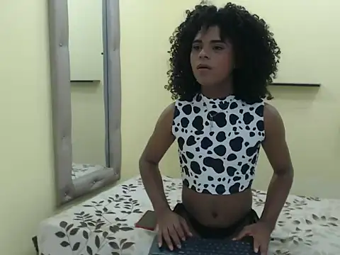 minychip femboy online show from May 27, 6:38 pm