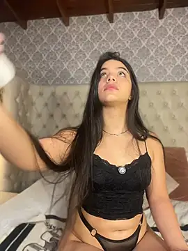 Amel Rosse online show from June 23, 3:32 pm