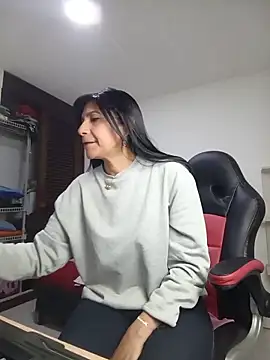 Samantha01 Rosse01 online show from June 15, 7:16 pm