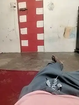 Snapshot of bossmagi chatting on November 11, 10:15 am bossmagi online show from November 11, 10:15 am