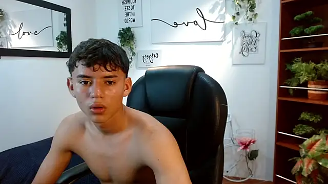 Ryan grayx online show from May 28, 2:36 pm
