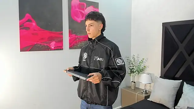 Snapshot of Gian_Rossi chatting on June 20, 11:13 am Gian Rossi online show from June 20, 11:13 am