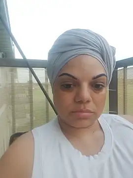 habibiforyou81 online show from May 29, 1:14 am