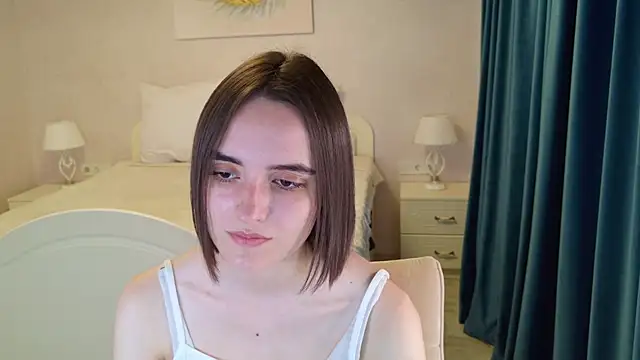 Daisy Heart online show from June 4, 4:18 am