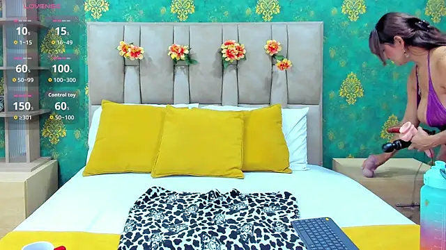 Snapshot of SamyPrincexx chatting on July 14, 10:15 pm SamyPrincexx online show from July 14, 10:15 pm