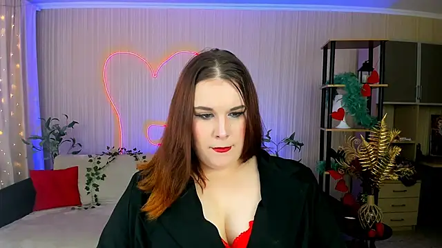 OliviaTwens online show from June 11, 9:18 am