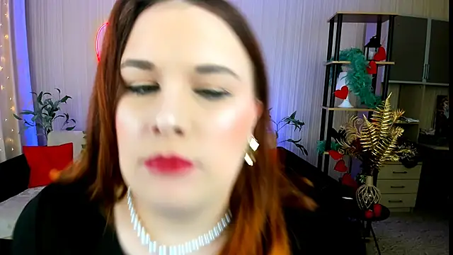 OliviaTwens online show from June 12, 9:08 am