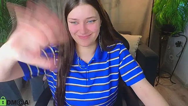 Jessica jewells online show from May 28, 8:22 am