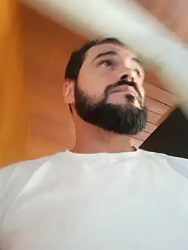 Snapshot of Pistola_faminta chatting on January 26, 1:47 pm Pistola faminta online show from January 26, 1:47 pm