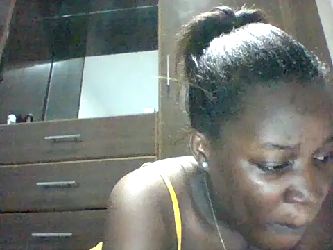 Snapshot of zainaxxxxx chatting on June 22, 4:26 pm zainaxxxxx online show from June 22, 4:26 pm