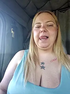 Jaclynnbaby online show from June 30, 1:01 pm