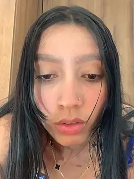 chiara 8 online show from May 31, 7:15 am