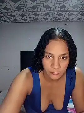 Snapshot of Cielo_777_ chatting on June 29, 11:38 pm Cielo 777 online show from June 29, 11:38 pm