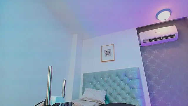Snapshot of Joel_carterr chatting on July 15, 8:36 pm Joel carterr online show from July 15, 8:36 pm