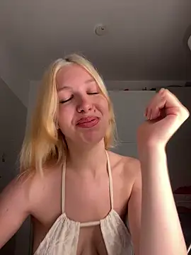 MilaaXOO online show from June 26, 7:51 pm