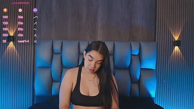 sophi taylor online show from July 1, 11:56 am