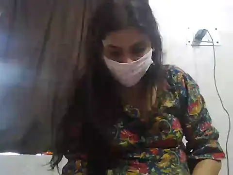 hostess nishu online show from June 19, 10:41 am