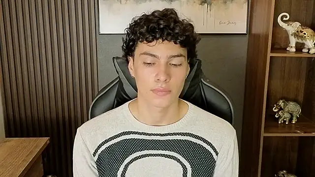 Esteban Fire online show from May 29, 4:27 pm