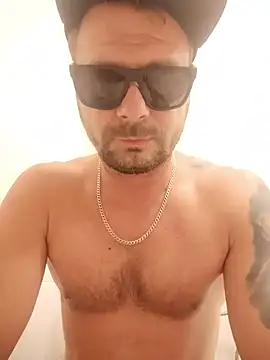 ModeGhost online show from July 8, 6:51 am