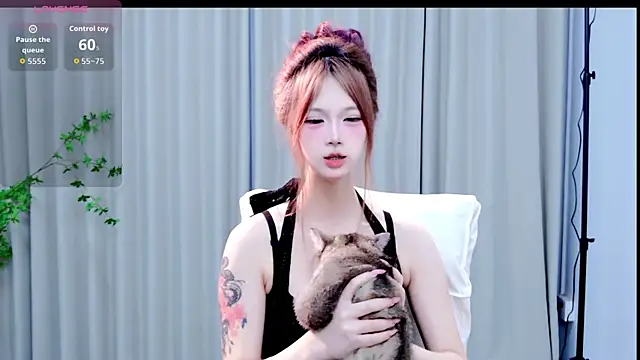 qing-gugu online show from June 23, 7:50 am