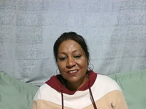 IndianSexyMilf69 online show from June 16, 5:10 am