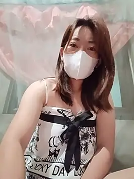 -Trinina- online show from June 21, 9:06 pm