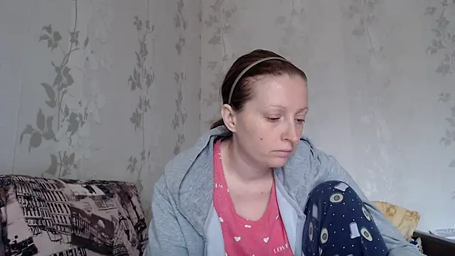 Snapshot of Luna_Bliiss chatting on June 1, 11:12 am Luna Bliiss online show from June 1, 11:12 am