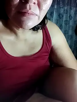 Snapshot of sweetalexa81 chatting on May 30, 7:33 pm sweetalexa81 online show from May 30, 7:33 pm