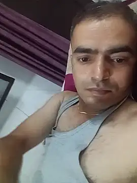 SexyBoy7703 online show from August 7, 10:50 am