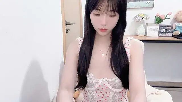 Louise-3 online show from July 4, 10:27 pm