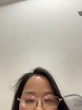 Snapshot of honghong_mother chatting on June 11, 3:43 pm honghong mother online show from June 11, 3:43 pm