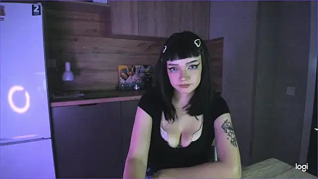 kiki dreamie online show from May 31, 6:09 pm