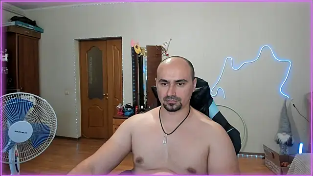 -SexyDaddy- online show from June 20, 8:28 am