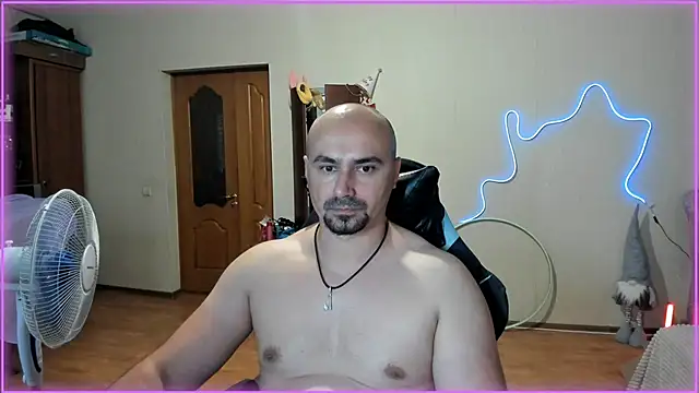 -SexyDaddy- online show from June 22, 2:25 pm