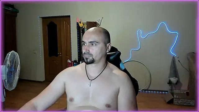 -SexyDaddy- online show from July 10, 2:41 pm