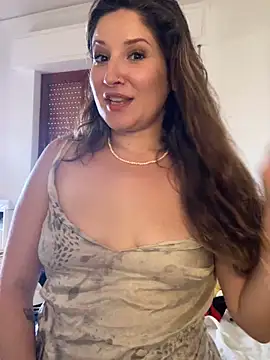 rebel-blondie online show from June 17, 3:46 pm
