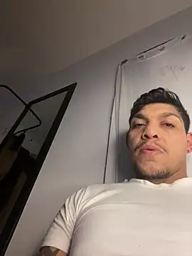 Tatuadomoreno23cm online show from June 26, 8:57 pm