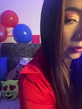arilynn  online show from June 12, 4:55 am