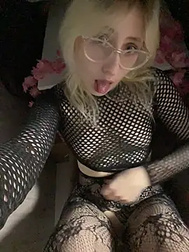 xp blondie online show from June 26, 7:29 pm