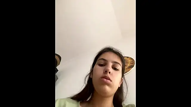 Snapshot of SindyKay chatting on July 9, 5:11 am SindyKay online show from July 9, 5:11 am