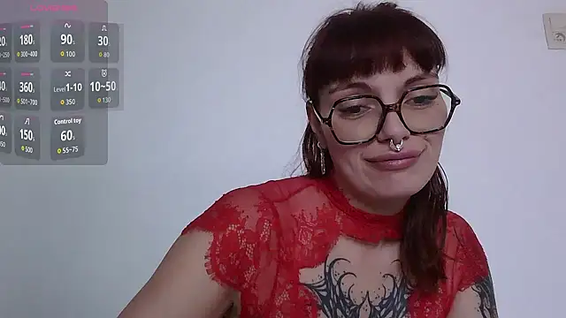 Roxane Bloodycherry online show from June 20, 9:12 am