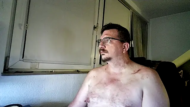 Snapshot of Redtaiger chatting on June 26, 9:41 pm Redtaiger online show from June 26, 9:41 pm