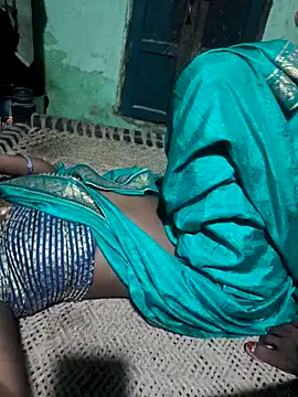 desiwife123coupl online show from July 10, 4:42 pm