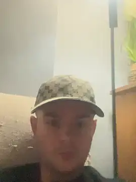 Ronnie153 online show from August 6, 1:51 am